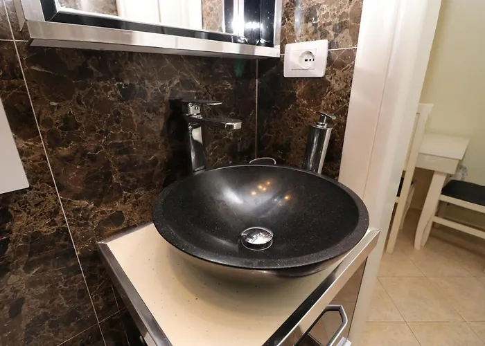 Bendo Locanda Divjake